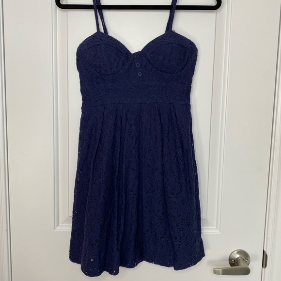 Blue Dress - Picture 2 of 4